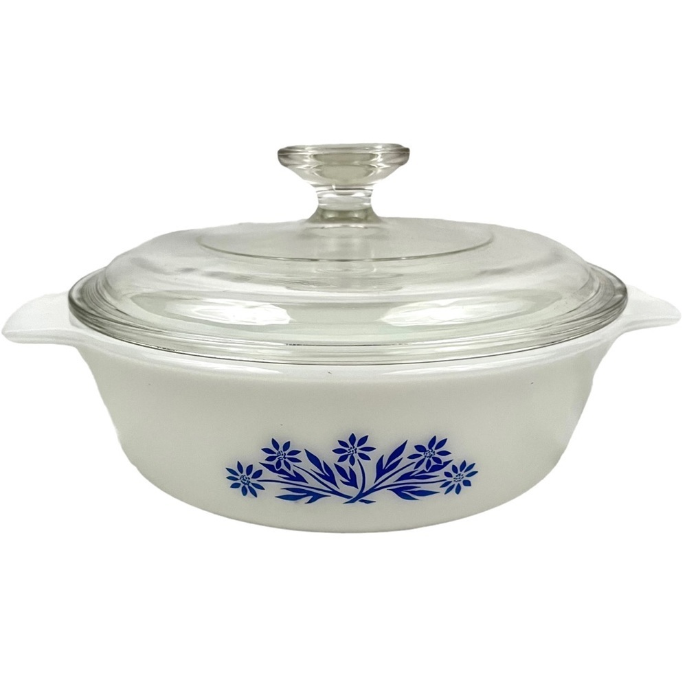 VINTAGE Blue Cornflower milk glass 1qt casserole dish